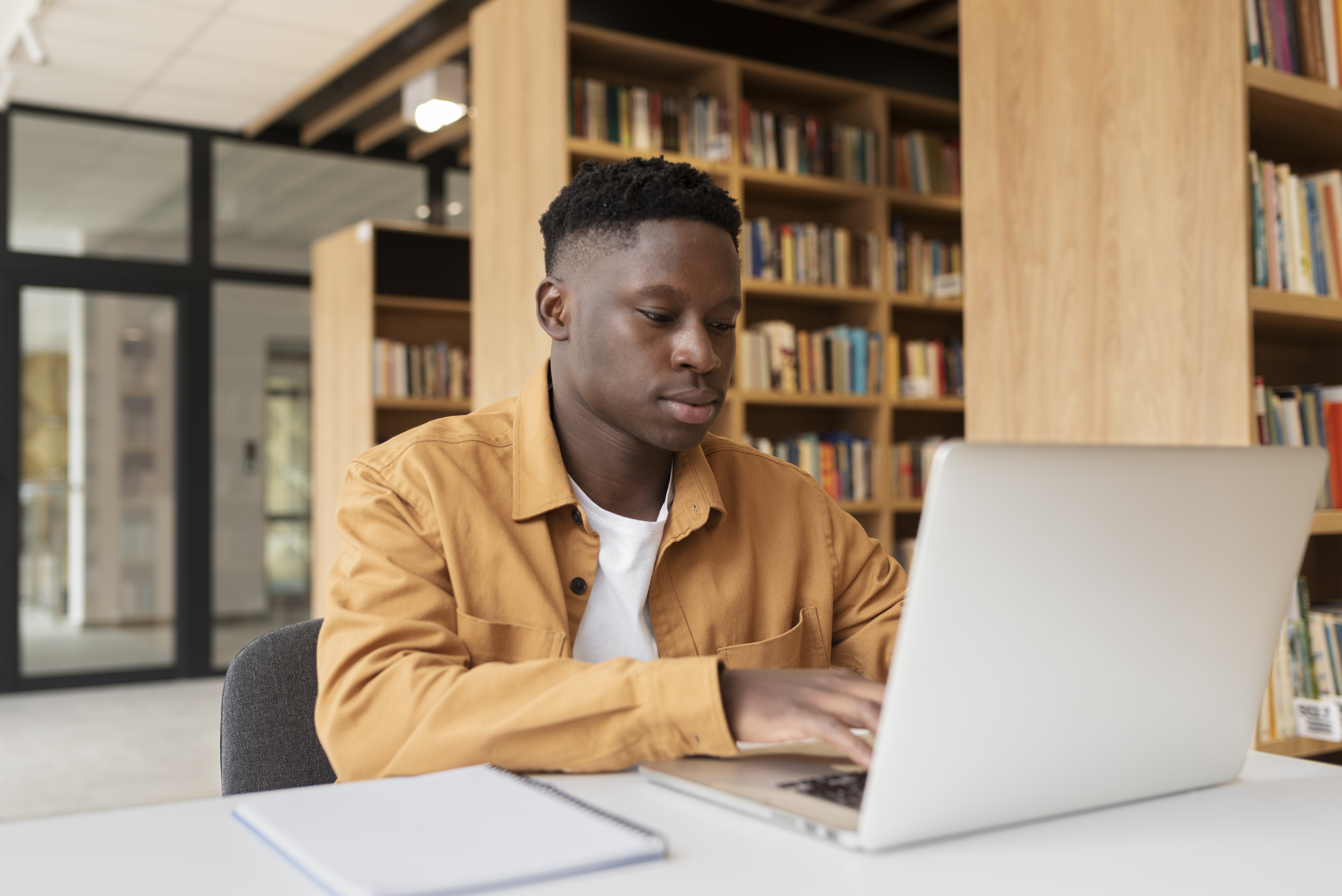 Students studying with Crownlinks